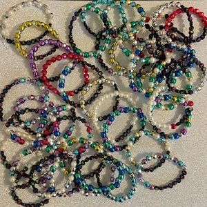 Taylor swift eras tour friendship bracelets